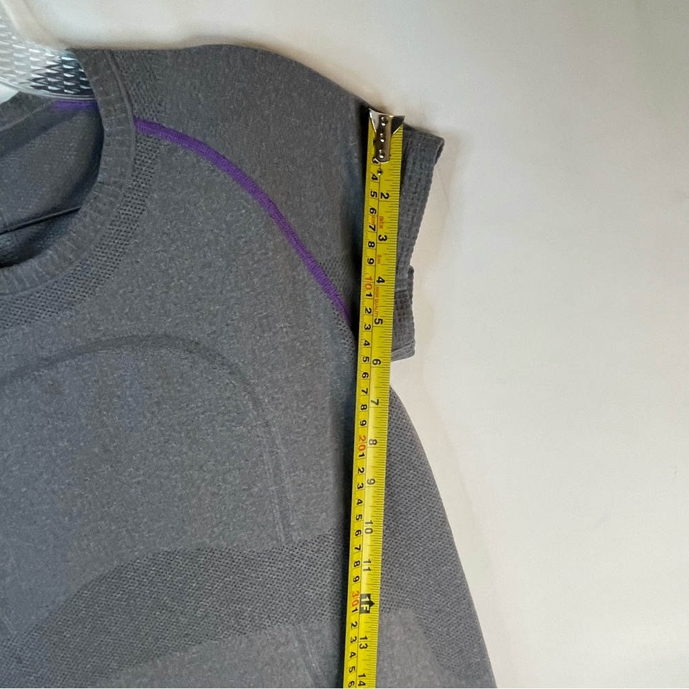 Grey and purple LULULEMON t shirt athletic shirt - Picture 12 of 12